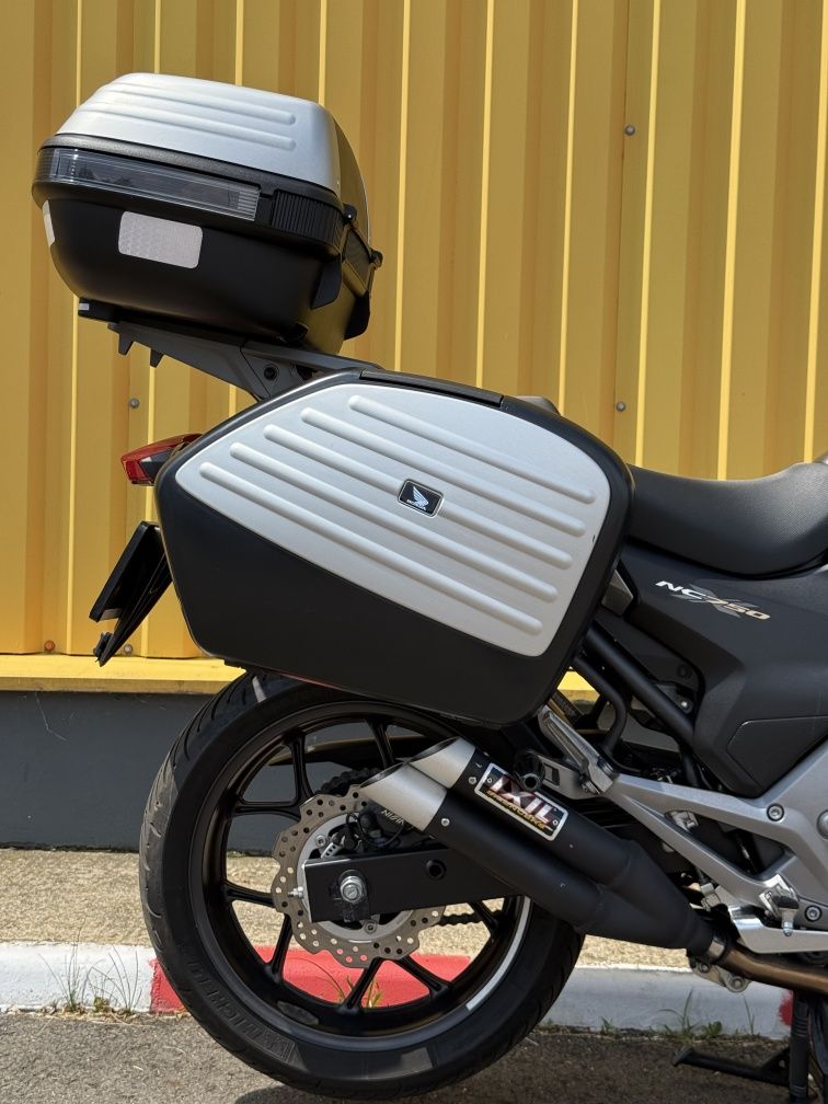 HONDA NC750X 2015