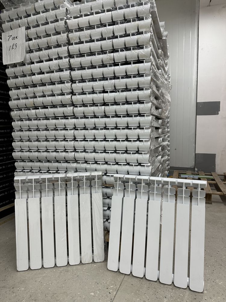 Радиатор отопления Батареи  Алюминевые биметаллические Akfa Панел