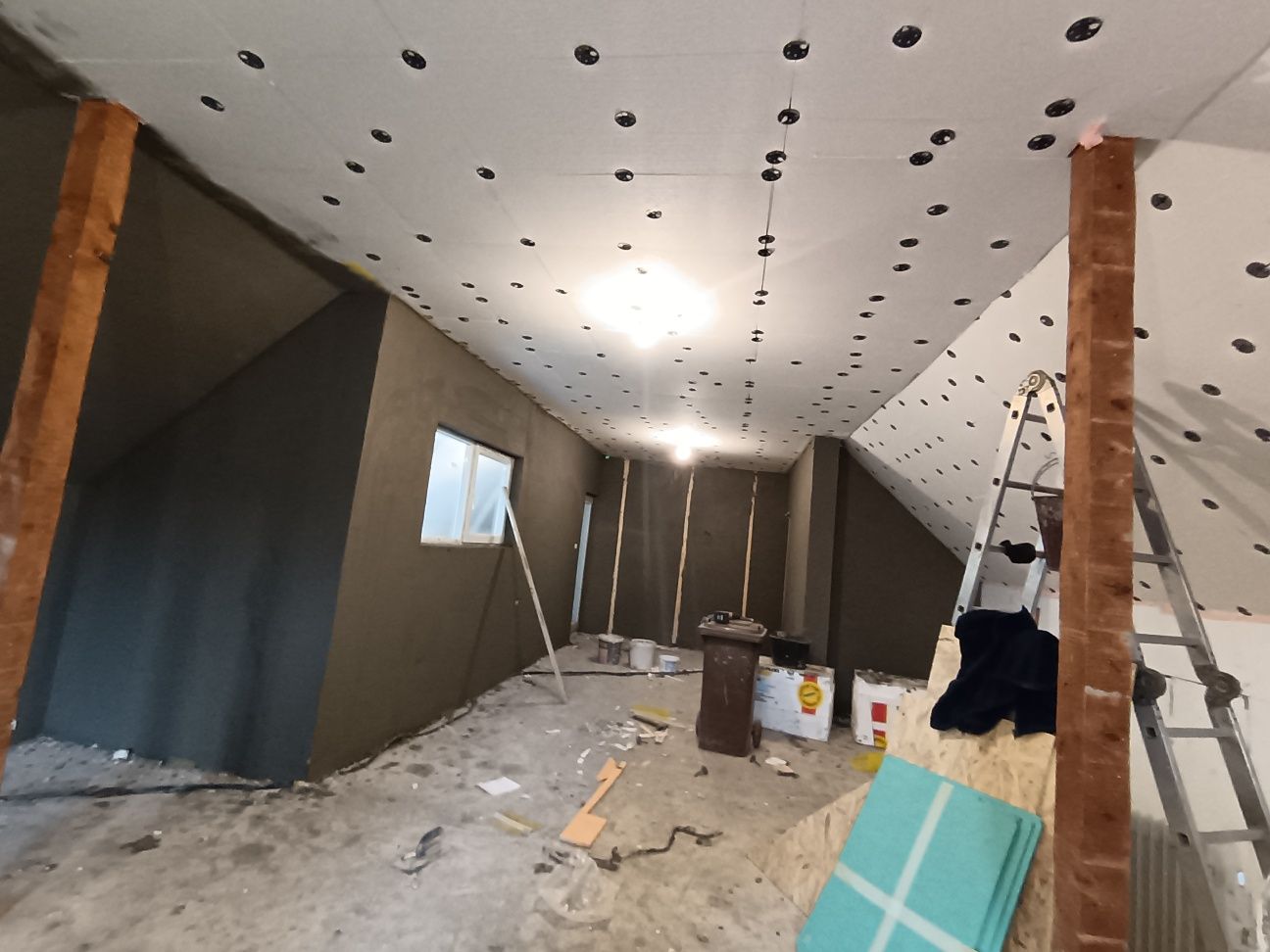 Renovări/pregătiri apartamente/moluz