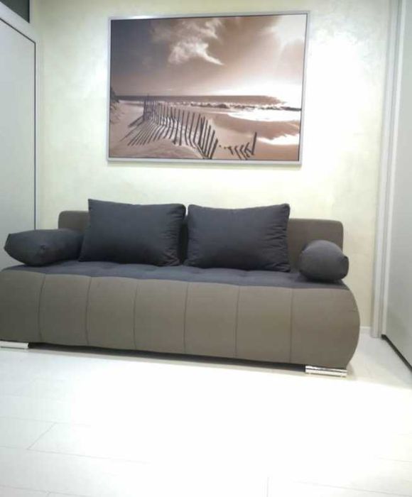 Дава се под наем Двустаен апартамент в Бургас, Център - 53 кв.м за 229.5 € - Снимка #2