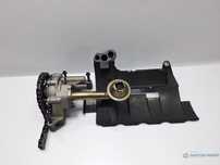 Pompa ulei VOLKSWAGEN GOLF VAN IV Variant 1J5 1999 - 2006 TDI AGR, ALH 06A115105