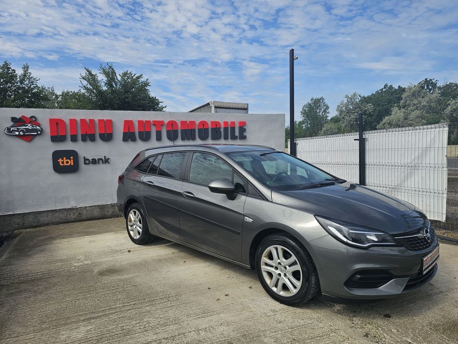 Opel Astra Model 2021 / Diesel
