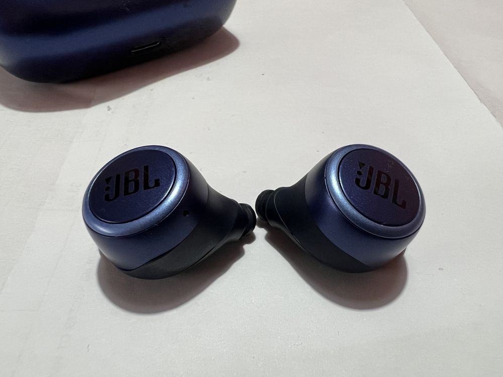 Слушалки JBL Live 300 TWS