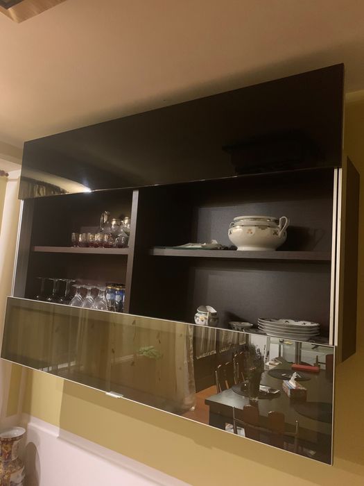 Vand mobilier deosebit made Italia .