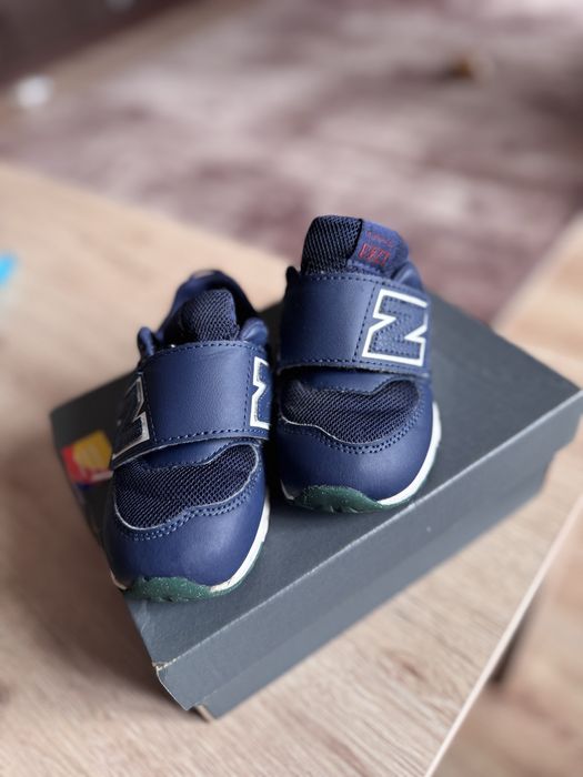 Маратонки New Balance