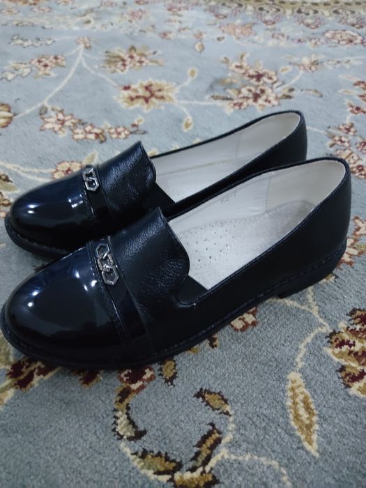 Продам туфли детские