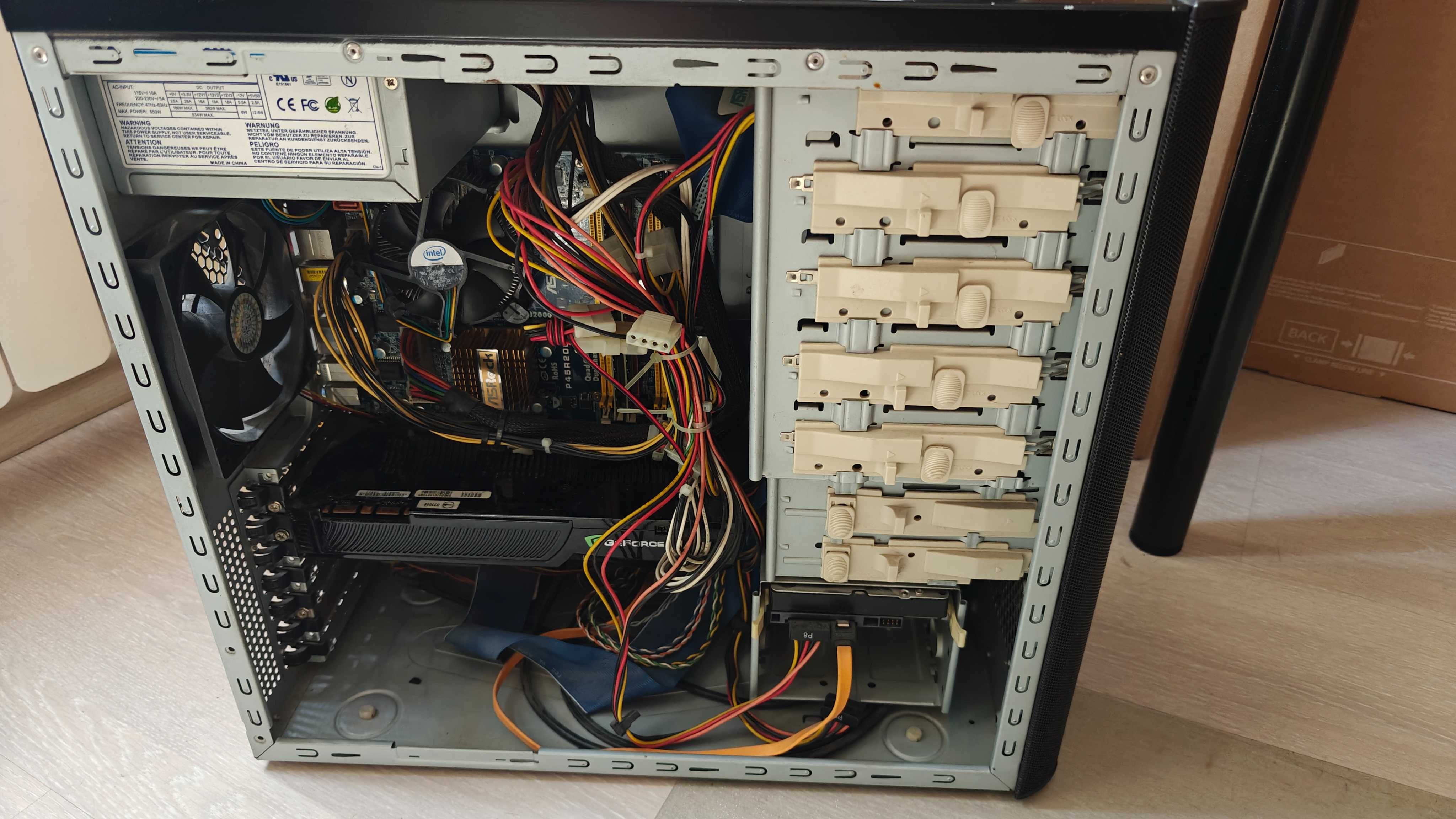 Настолен компютър; Coolermaster; Core Duo E8400; GTX260; 8GB RAM; 550W