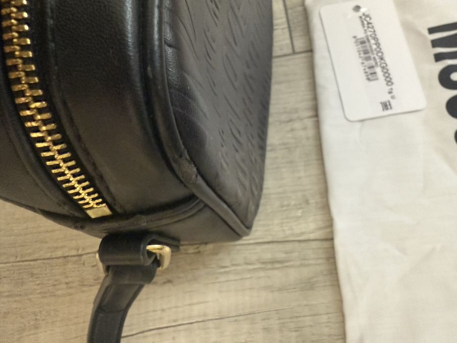 Оригинална чанта Love moschino СЪС ЗАБЕЛЕЖКИ