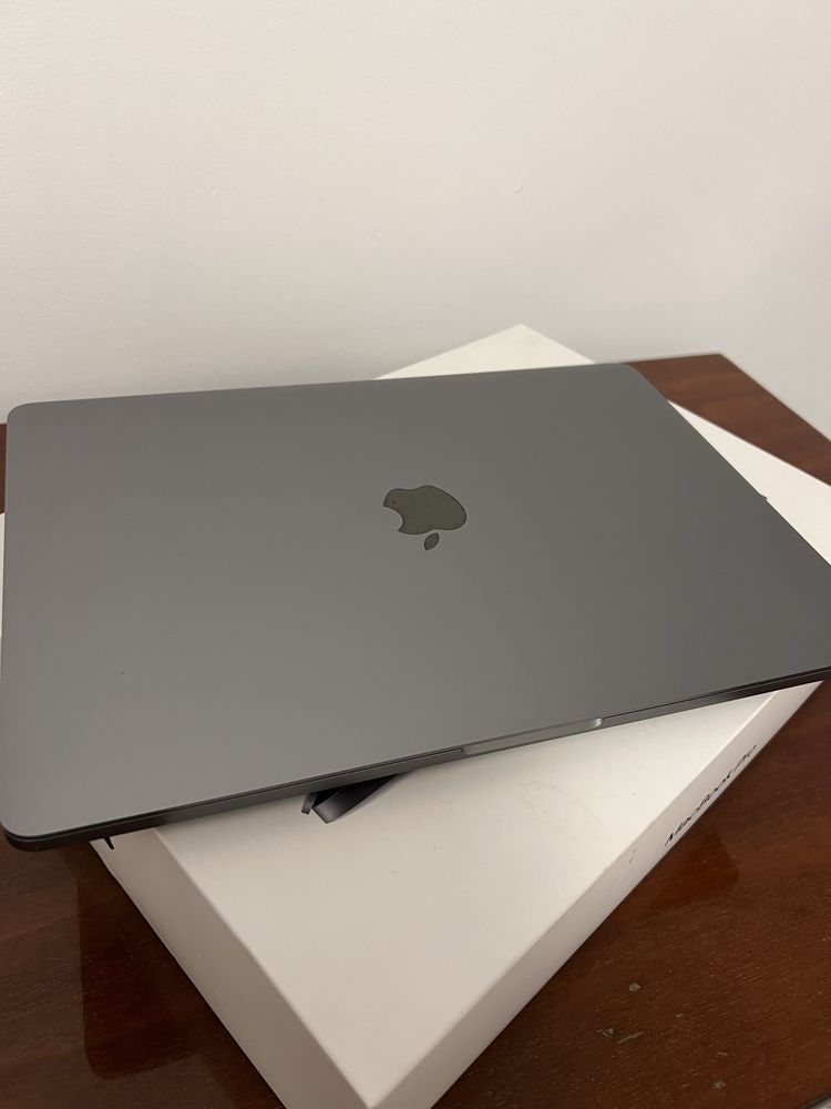 Macbook Pro 13 inchi