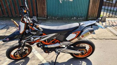 KTM 690 SMC-R 2012 Akrapovic / Супермото