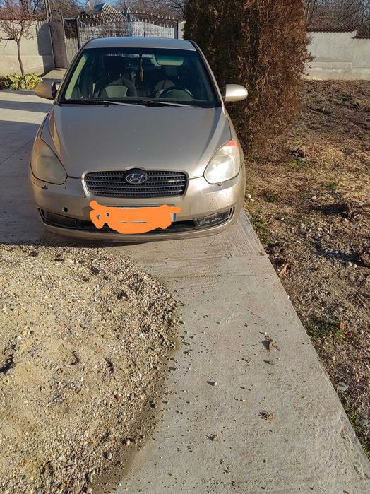 Hyundai Accent...