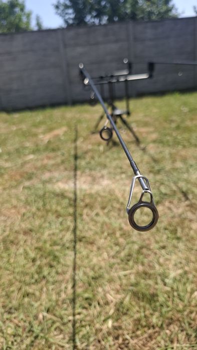 Vând pereche de lansete Anaconda 3 lbs si 3.25 lbs !!oferta!!