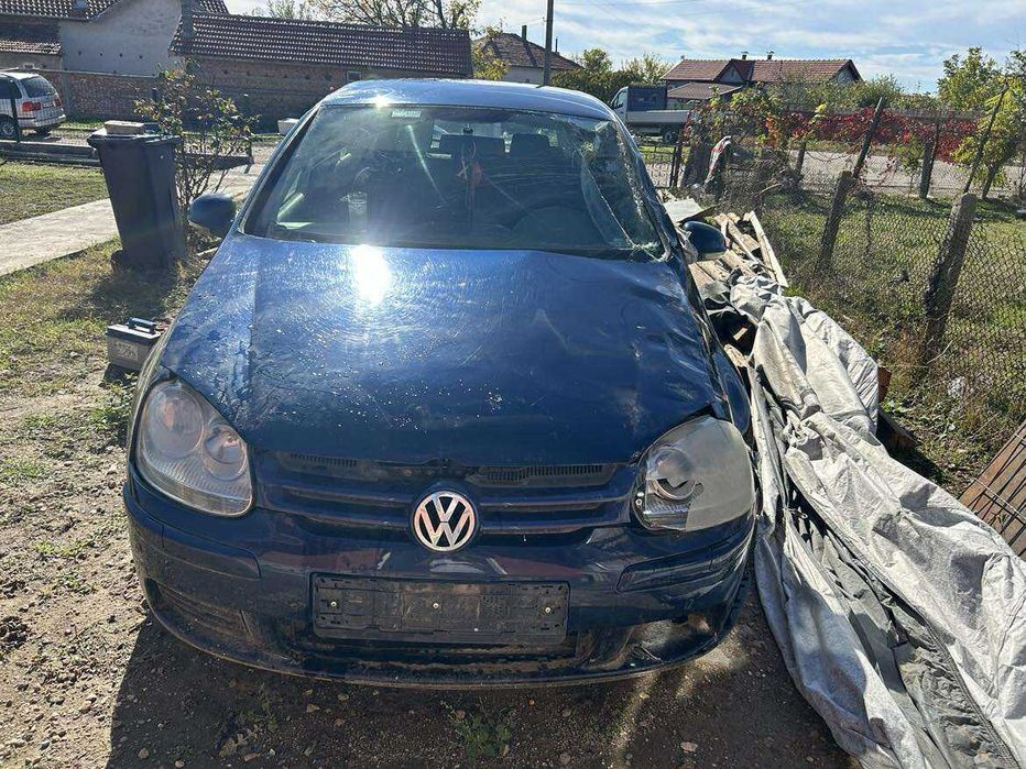 Голф 5 1.9 105кс за Части