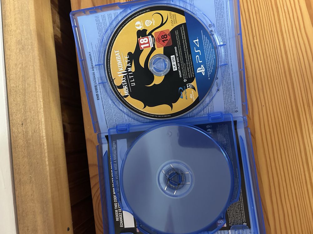 Продавам Moratl kombat 11