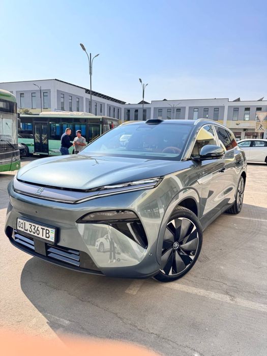 Бйд Танг Л    670 km