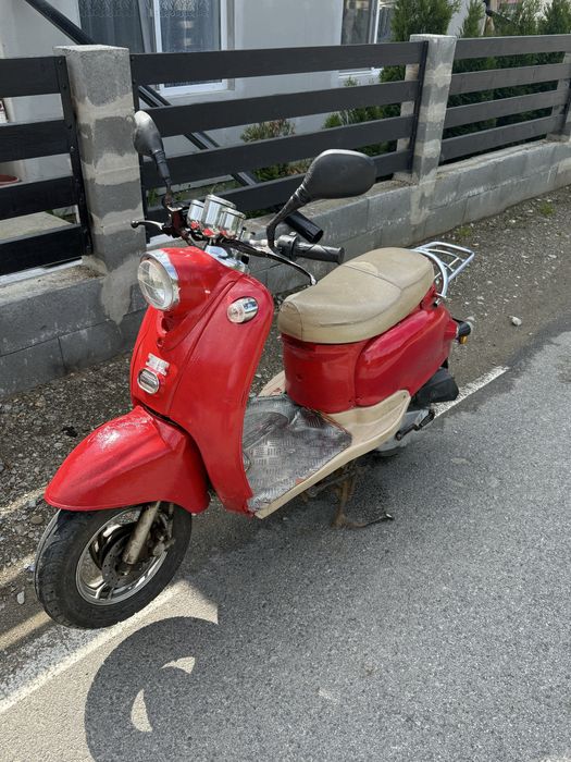 Vand scuter 49cc
