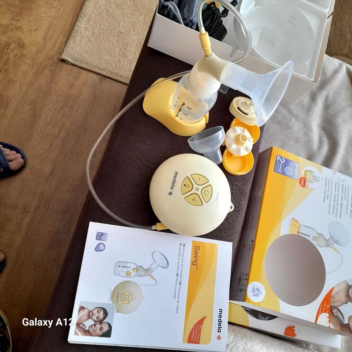 Помпа за кърма medela