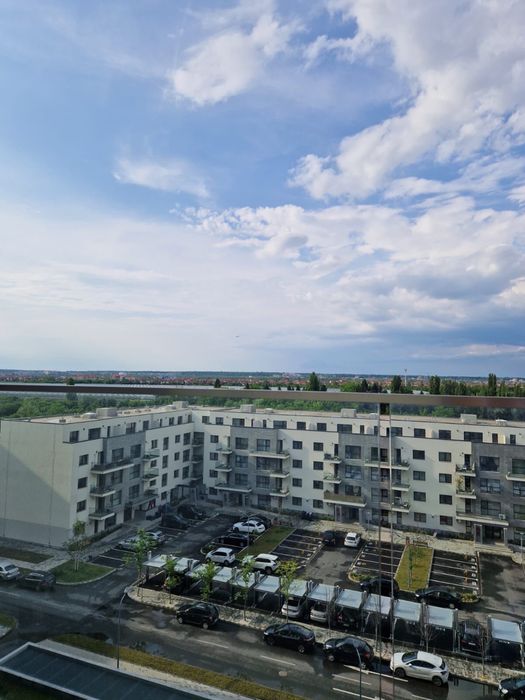 Vand apartament 2 camere complet utiliat, mobilat