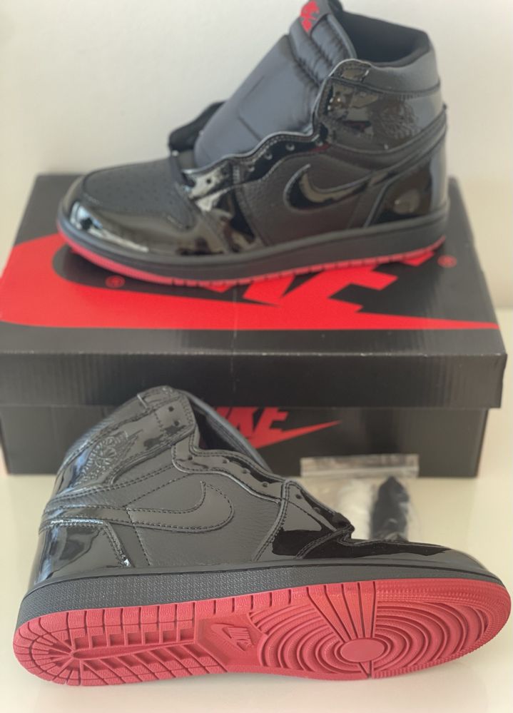 Air Jordan 1 Retro Black Full Black Nike Cat Bred