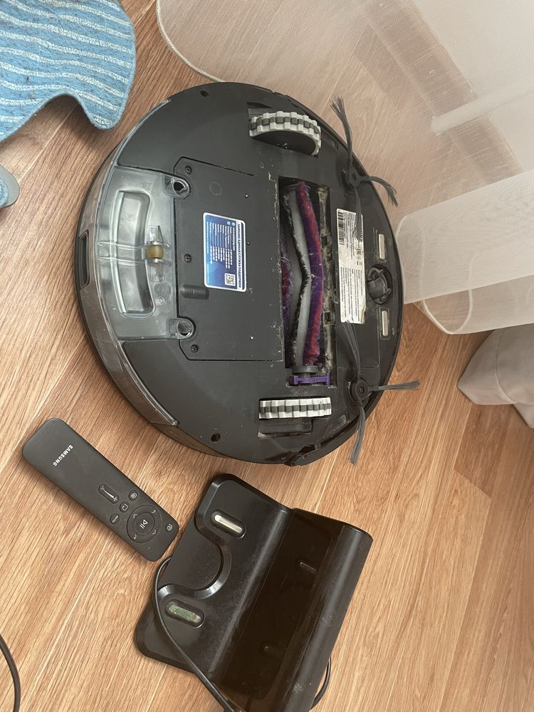 Продам робот пылесос Samsung