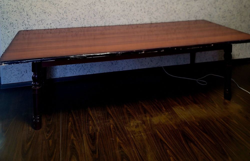 Срочно большой стол 2в1 читайте опесание