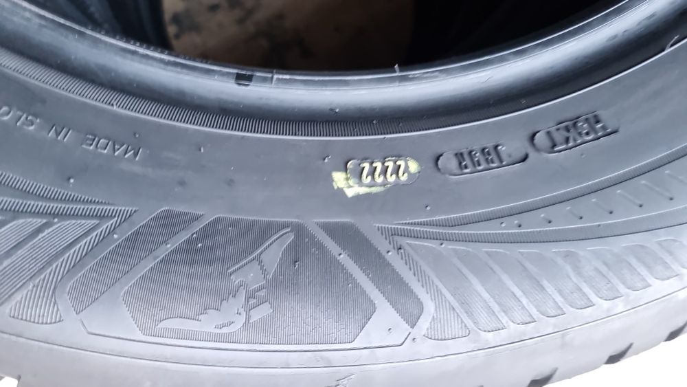 4 Anvelope Good Year 215 60 R17 M/S (4 Sezoane) DOT 2222.