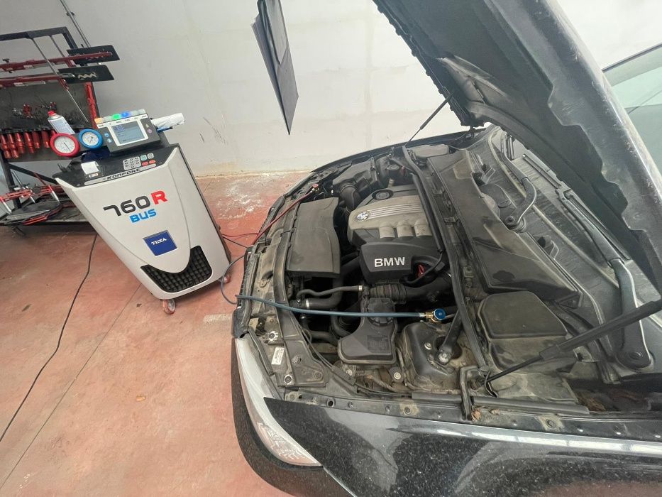 Incarcare freon si ulei  in instalatia climei(ac) auto. Autorizat RAR.