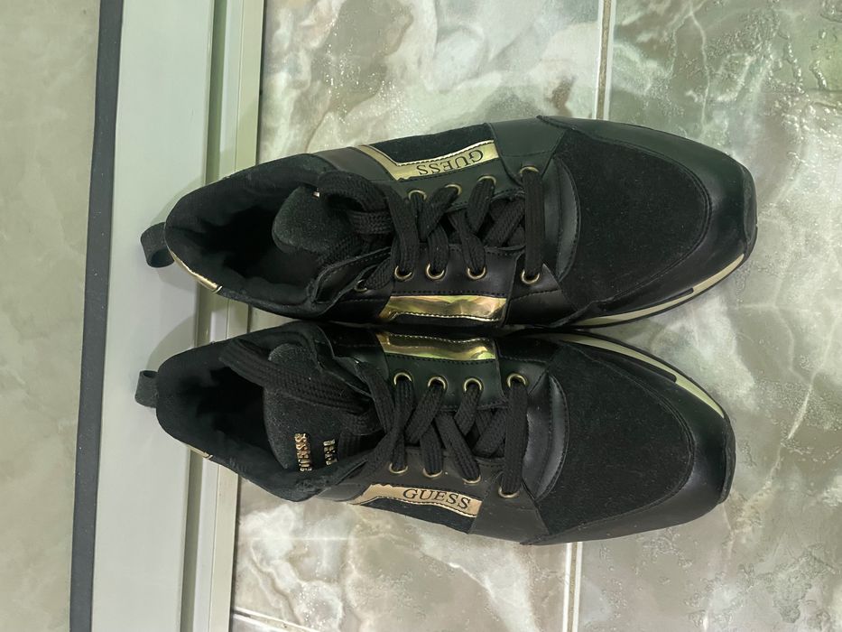 Дамски обувки GUESS