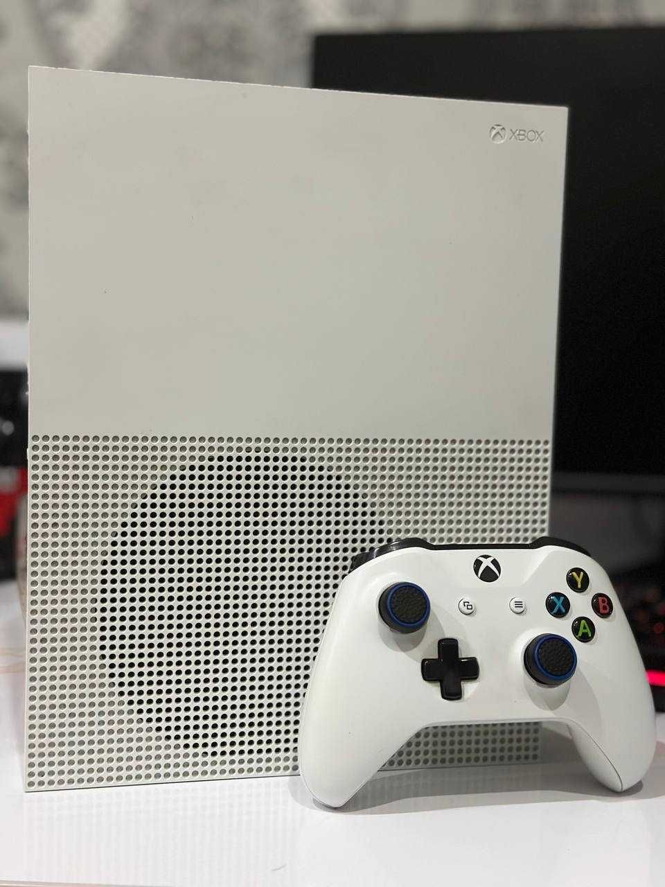 Xbox S 1tb sotiladi