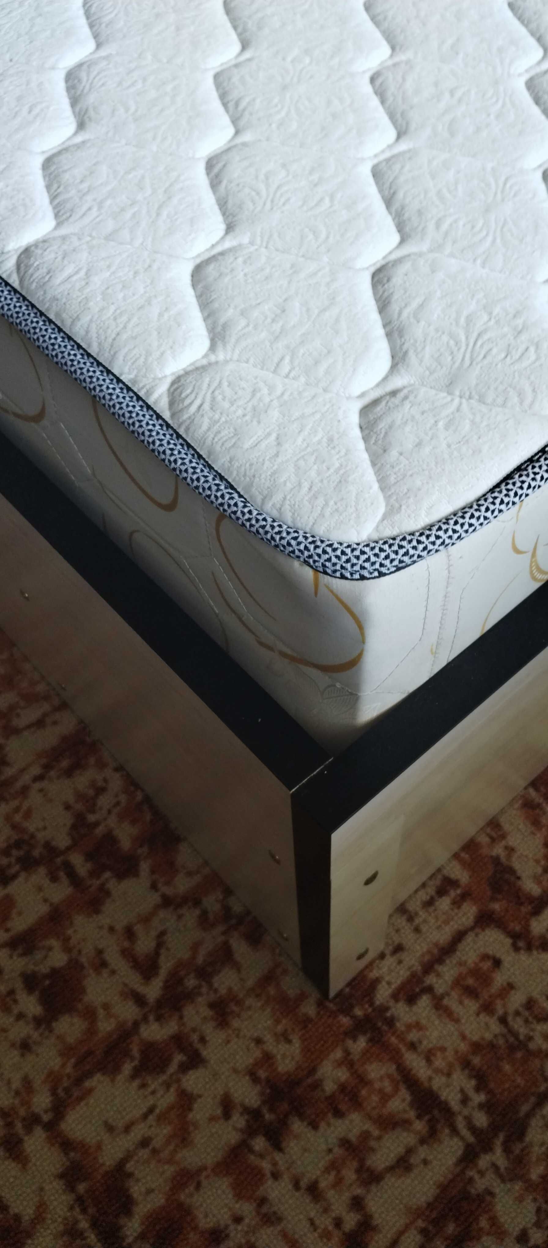 Продам двухместную кровать