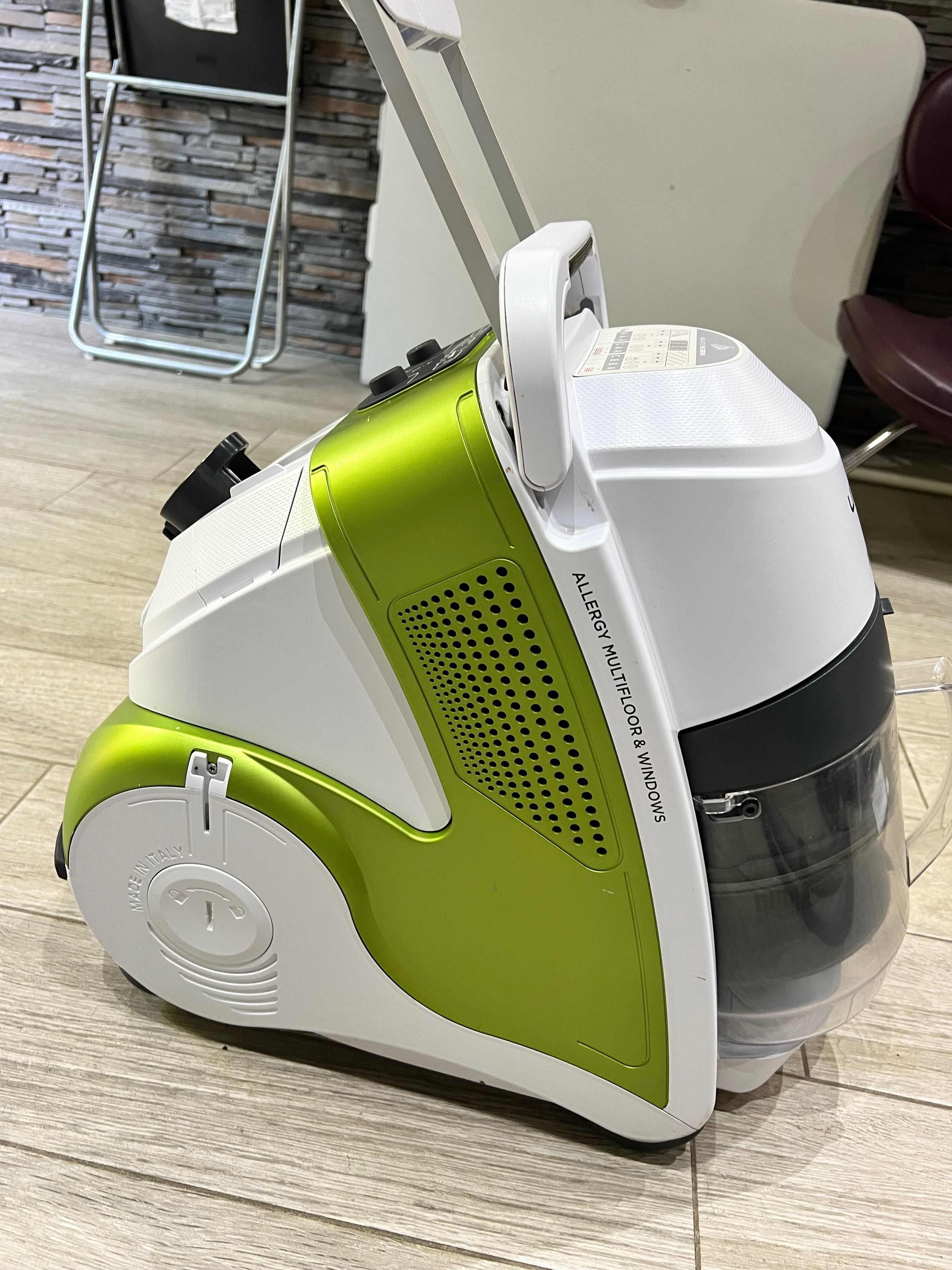 Aspirator profesional Polti Unico