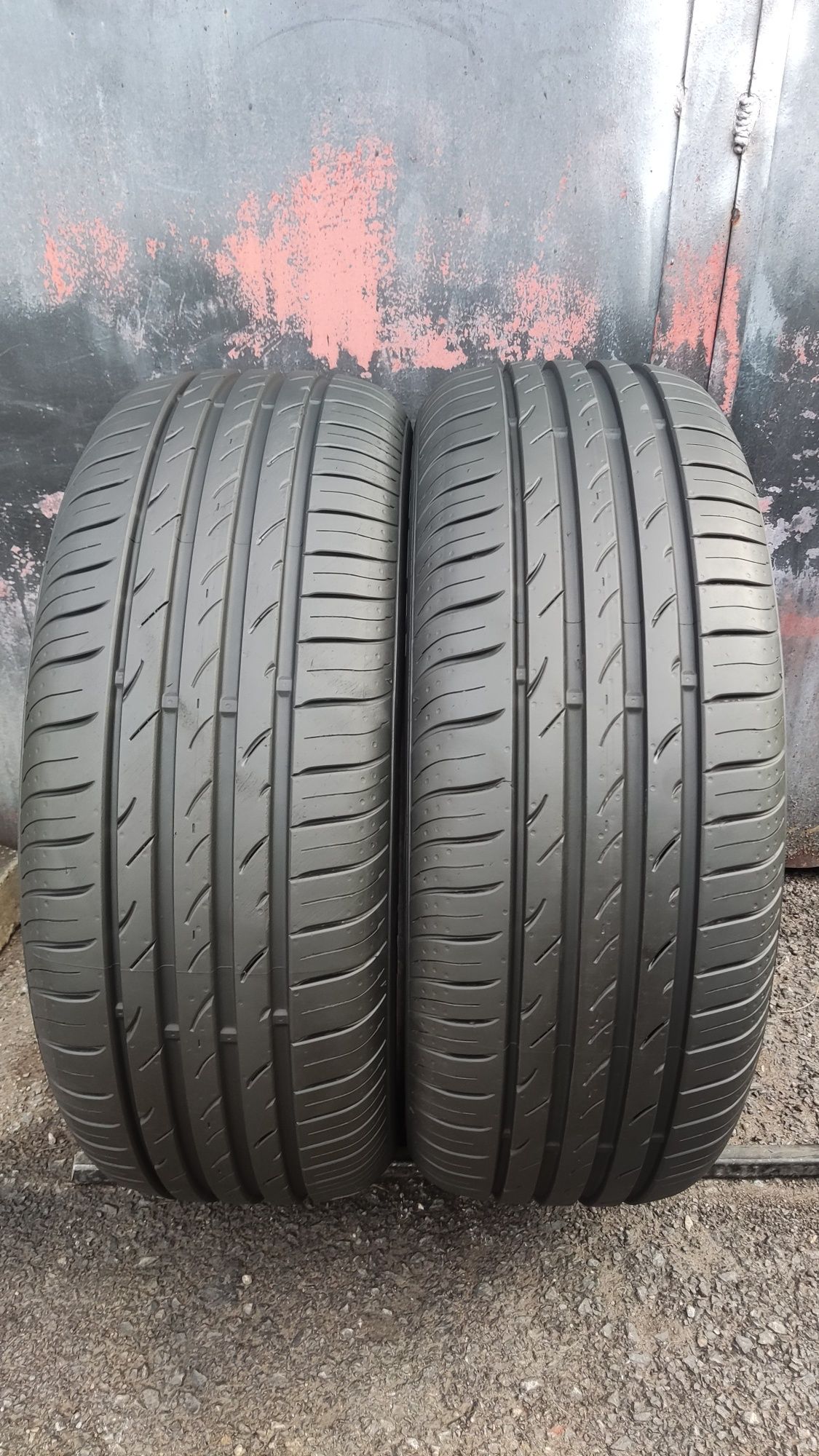 2бр. летни гуми 205/55/16 Nexen N'Blue HD Plus
dot25
8.3mm
Гумите са в