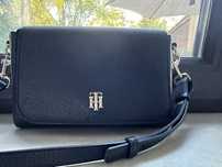 Tommy Hilfiger дамска чанта