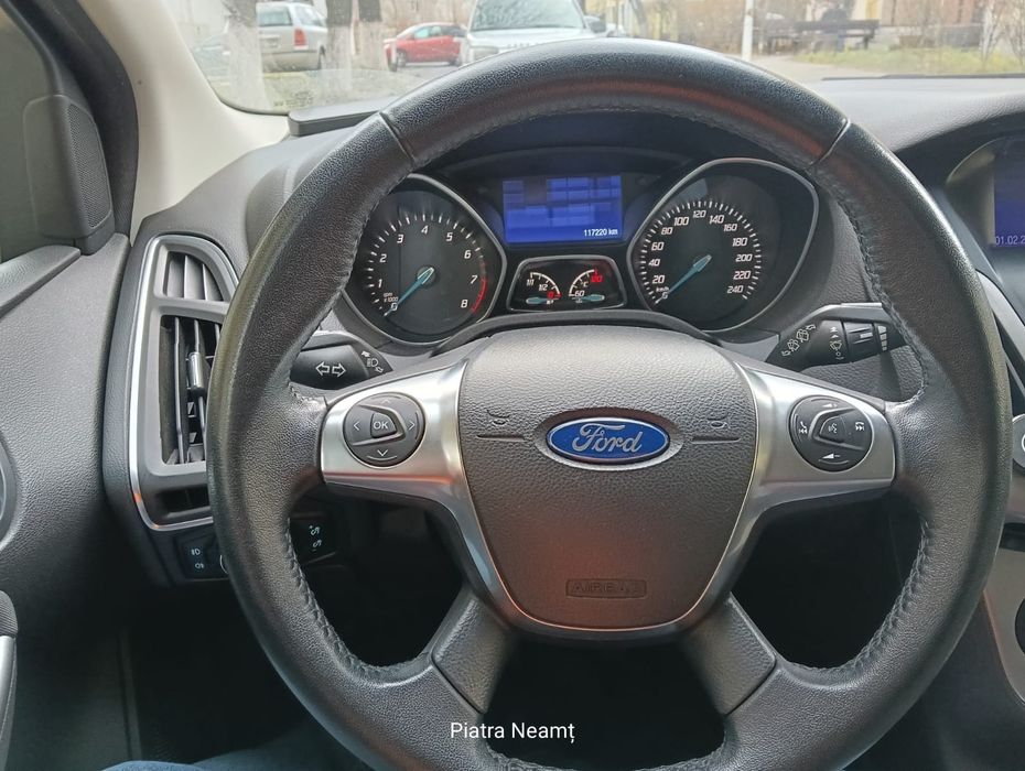 Vând Ford Focus  2014