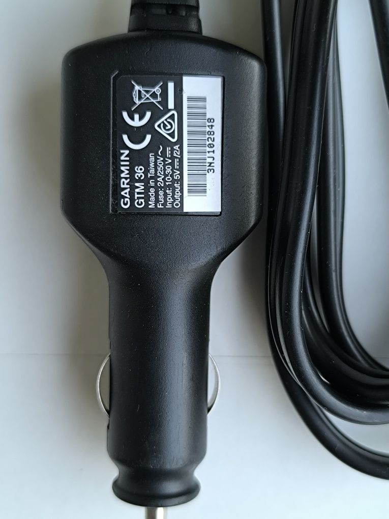Навигация Garmin nuvi 2595LM със зарядно GTM 36 traffic