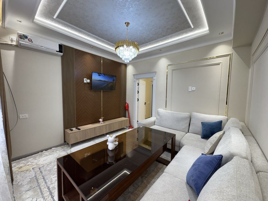 Urganch sh evro 2 xonali kvartira sotiladi