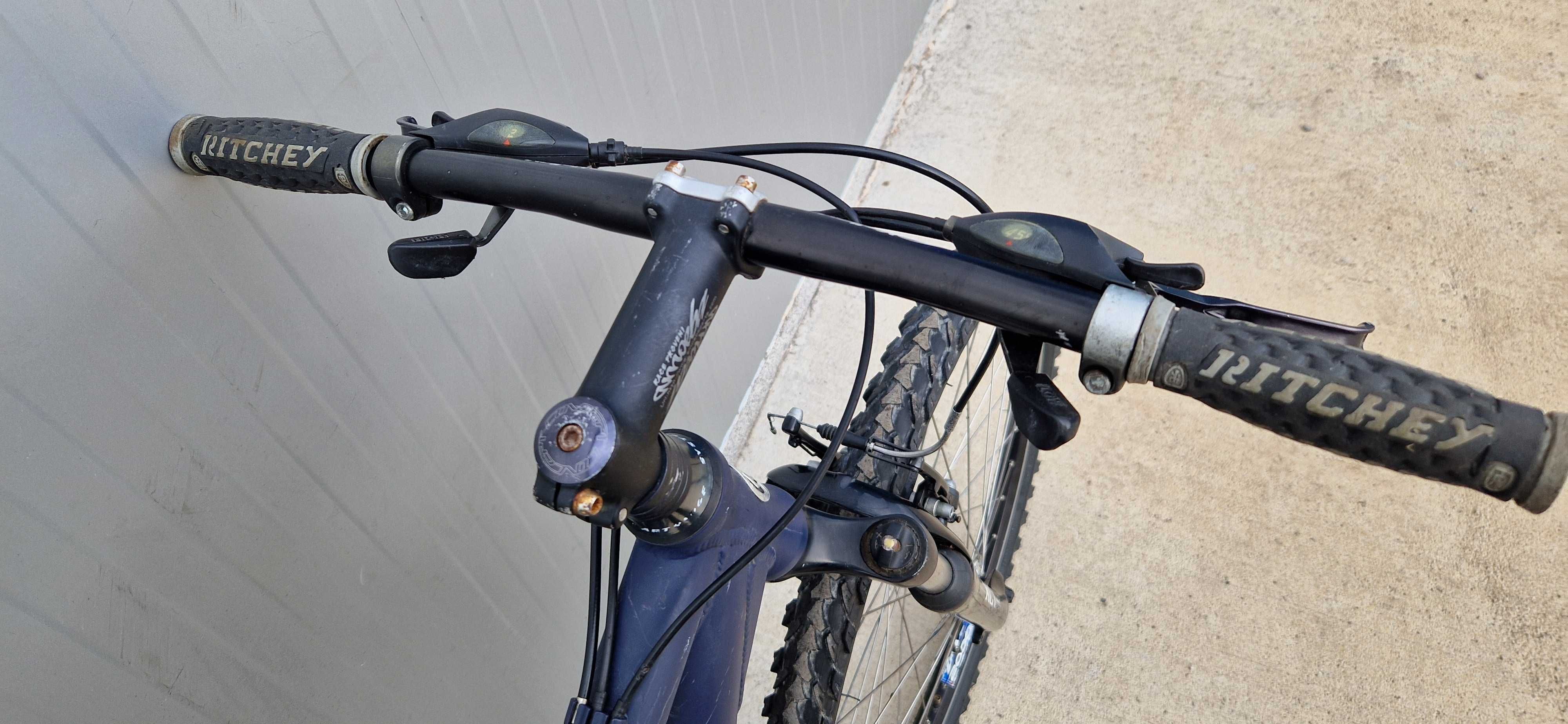 Алуминиев велосипед DIAMONDBACK колело 26"