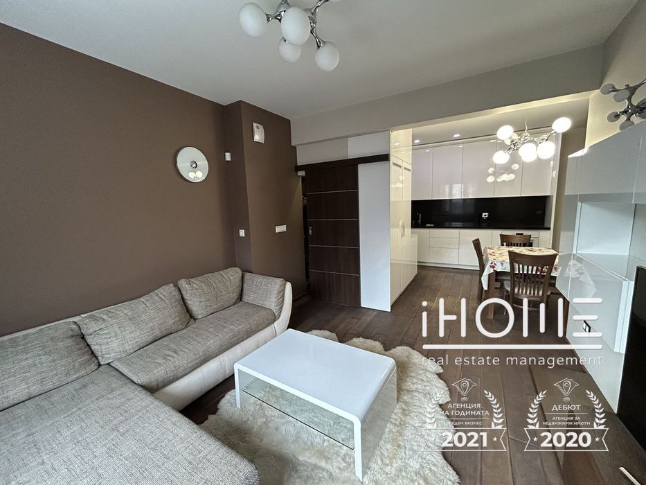 Дава се под наем Четиристаен апартамент в София, Център - 120 кв.м за 1000 € - Снимка #9