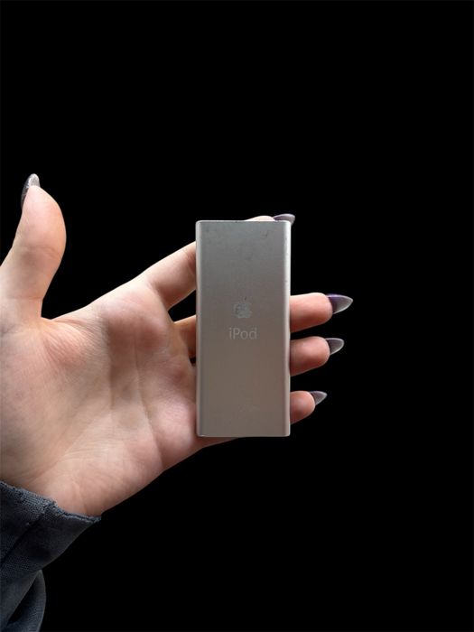 Ipod Nano 2nd generation 2gb silver