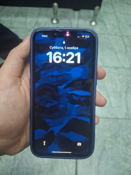 Продам айфон 13 сини