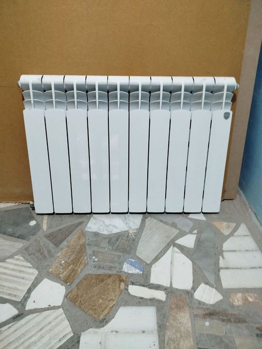 Продается радиатор 5 штук
