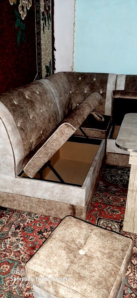 Mebel yumshoq ugaloklar