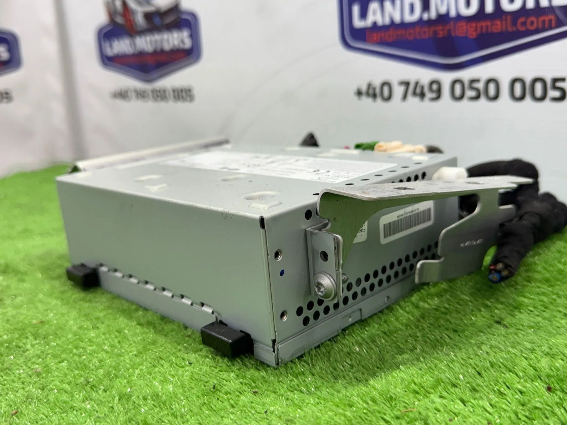 AMPLIFICATOR AUDIO JAGUAR F-PACE X761 2018 2.0 DIESEL / 5 USI COD OEM HX63-18K812-CD HY32-18K812-CF 2016-2020
