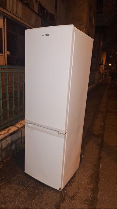 Frigider functionabil