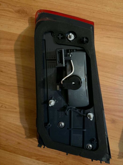 Оригинални БМВ стопове G30