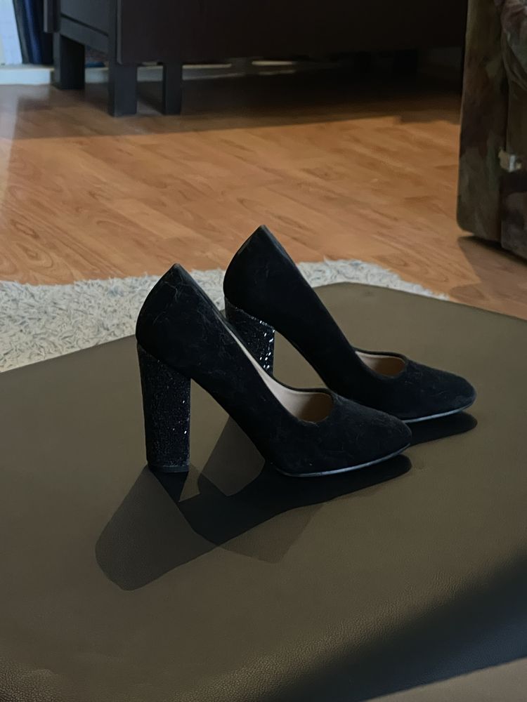 Pantofi de dama
