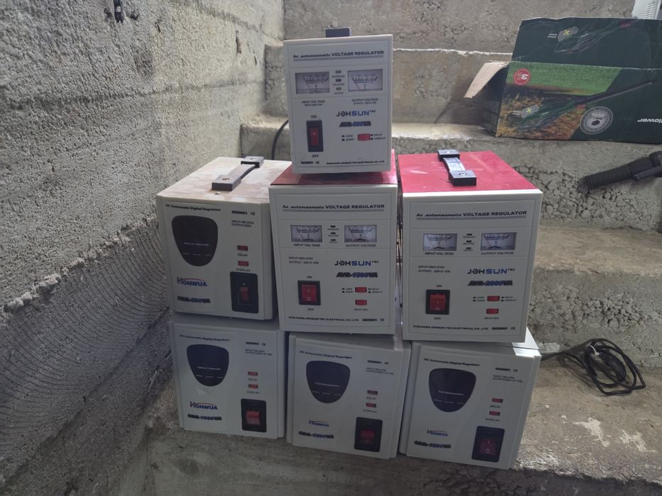 Stabilizatoare tensiune  1x 1000va, 2×500va