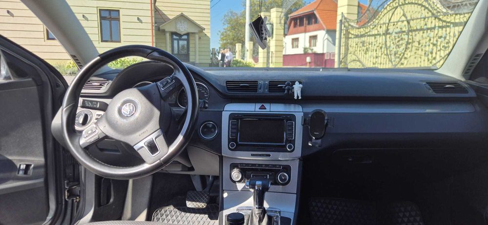 Volkswagen Passat 2010 – automată 2.0 TDI