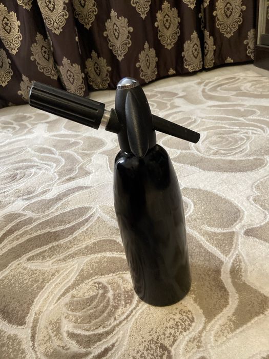 Сифон для газировный воды