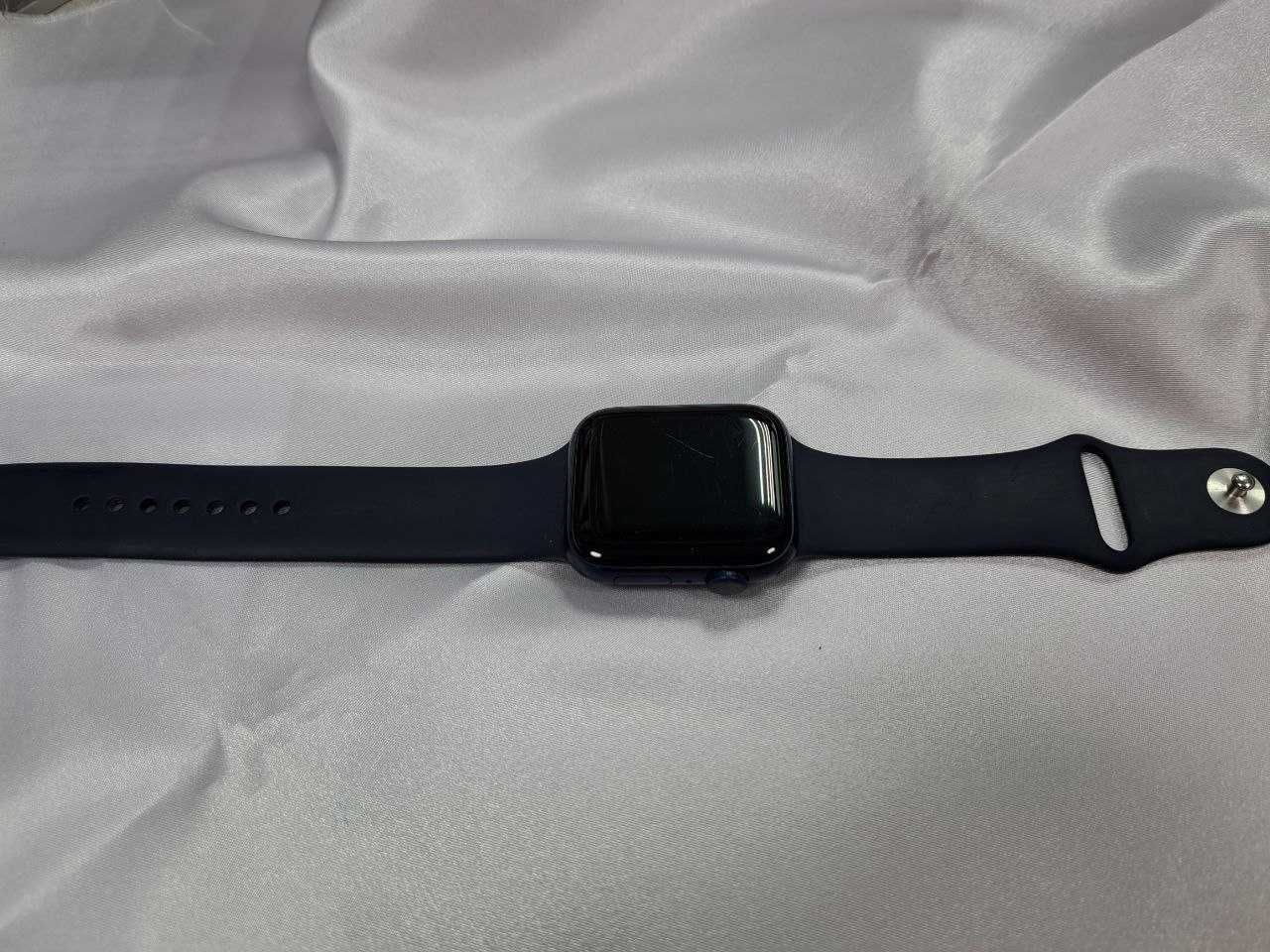 Apple Watch Series 6 44mm  175668(г. Кокшетау, ул. Абая 128, 21)